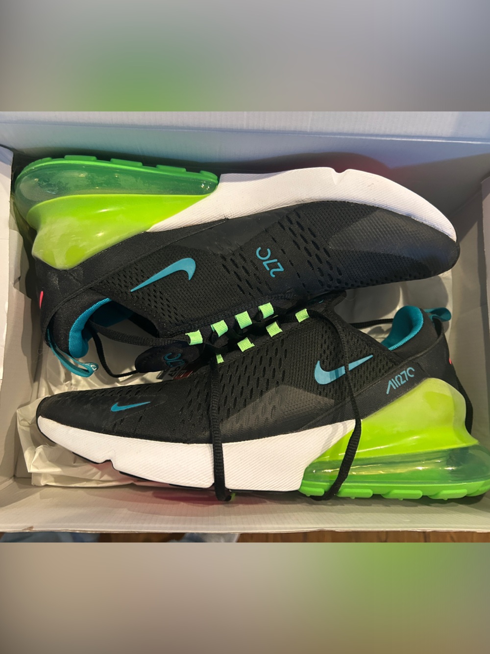 Nike Mens Air Max 270 Shoes